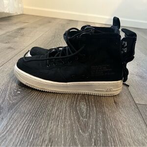 Kids Youth AF1 Mid SF Nike Air Force One Black Zip Back Utility Size 6.5